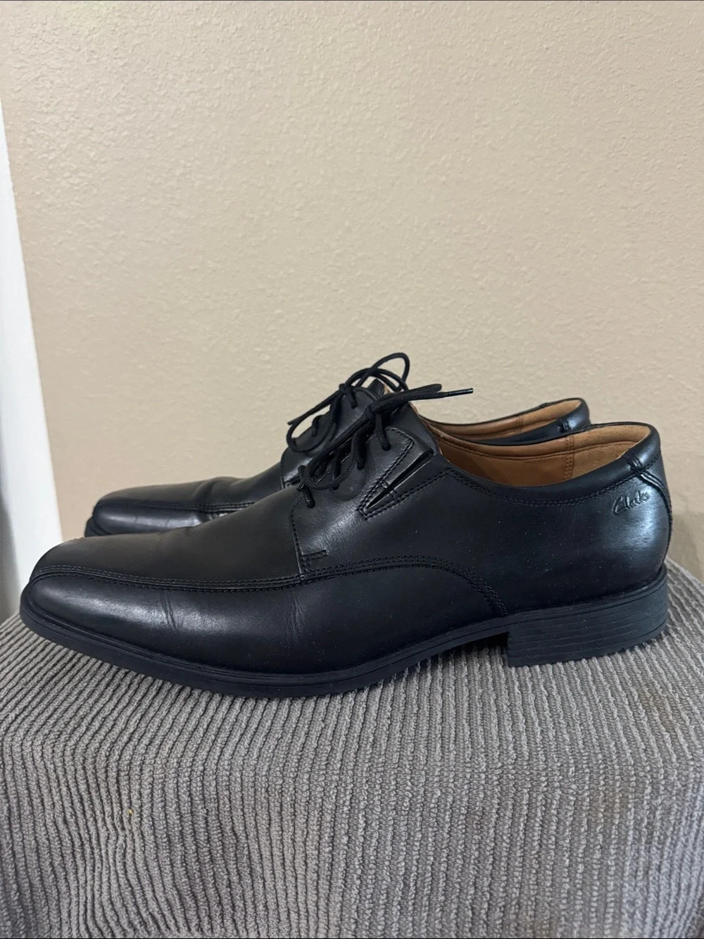 Clarks Black Leather Lace-Up Oxford Dress Shoes
